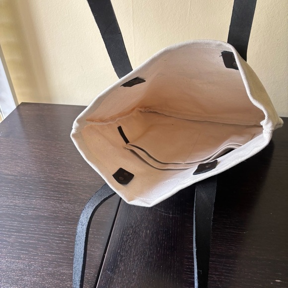 WILL leather goods, Portland marathon side, body bag, satchel tote - Picture 5 of 6